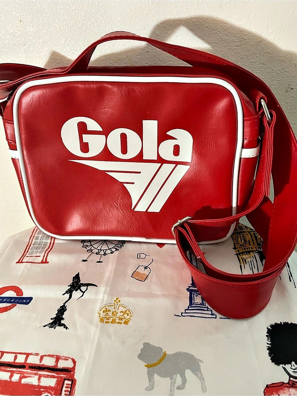 Gola Redford Messenger Bag Red & White